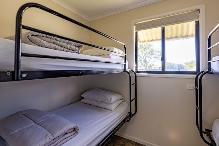 Room 15 of 96