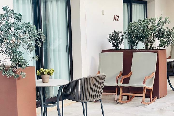 Terrace/Patio 36 of 77