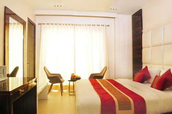 Room 20 of 34