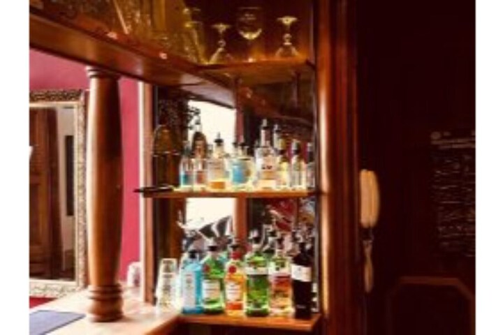Lounge 68 of 109