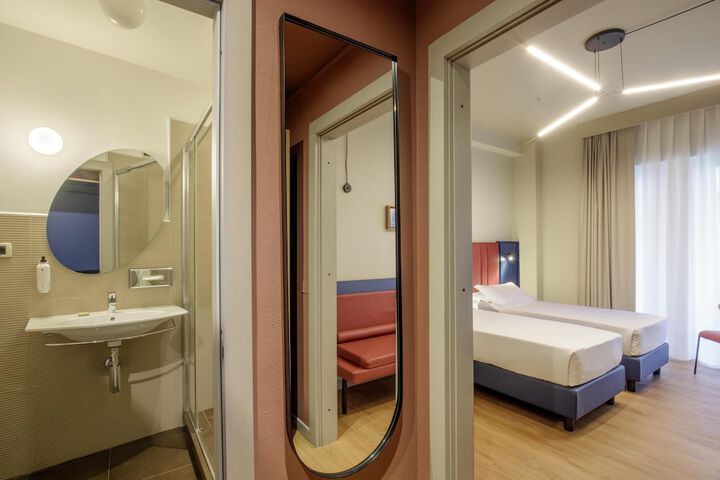 Room 63 of 188