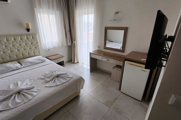 Room 15 of 51
