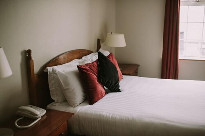 Room 15 of 30