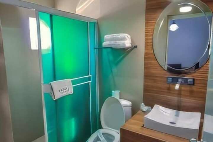 Clean Restrooms