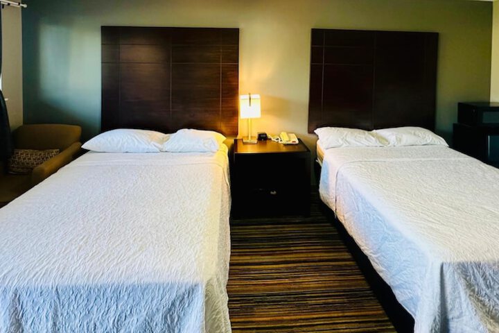 Room 13 of 39