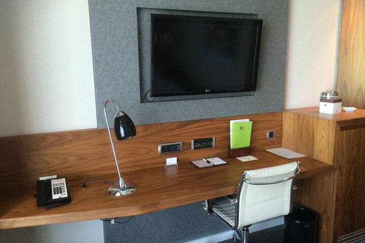 Room 4 of 59