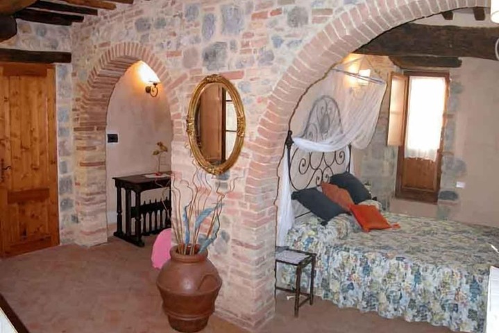 Room 18 of 41