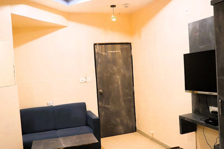 Room 35 of 57