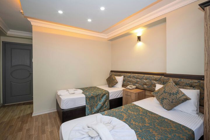 Room 46 of 90