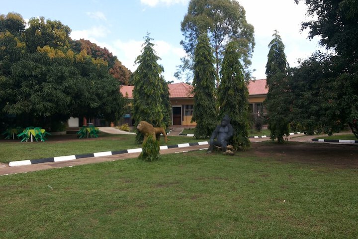 Hotel Exterior 93 of 94