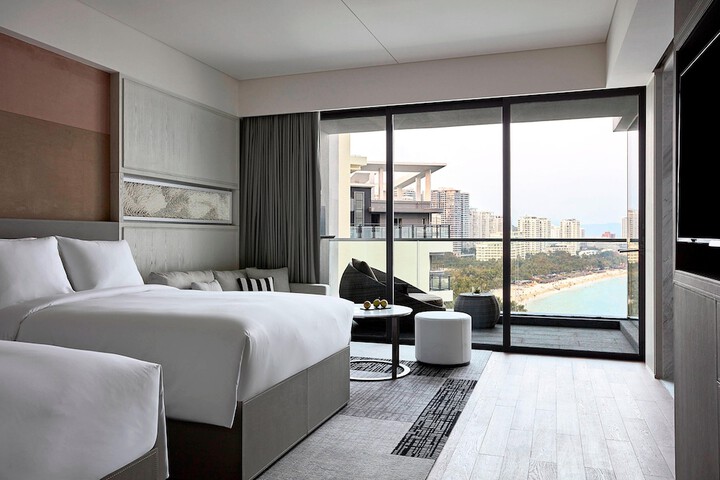 Room 21 of 126