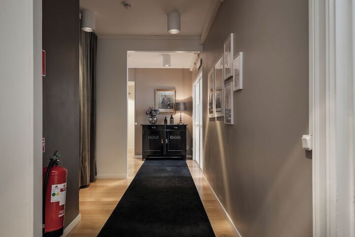 Hotel Interior 2 of 184