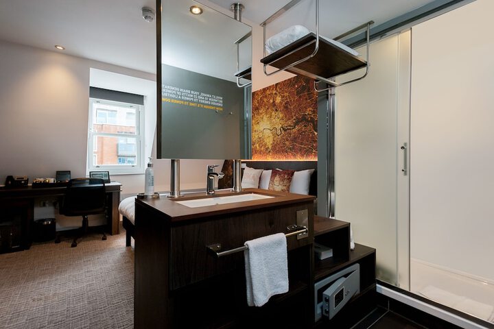 Room 10 of 59