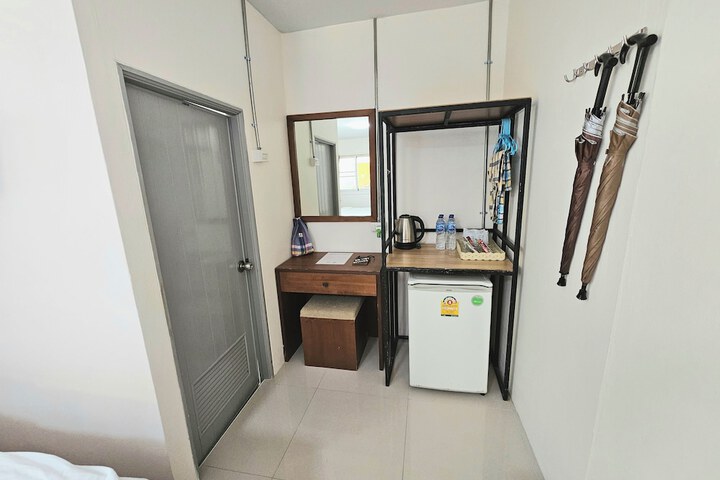 Room 48 of 92