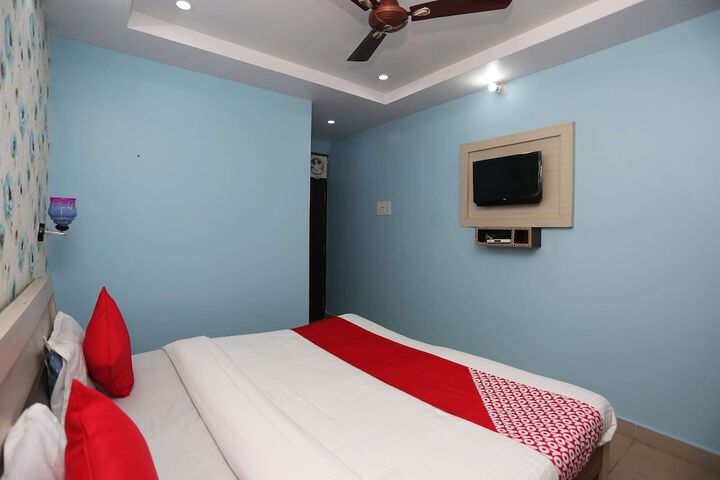 Room 29 of 32