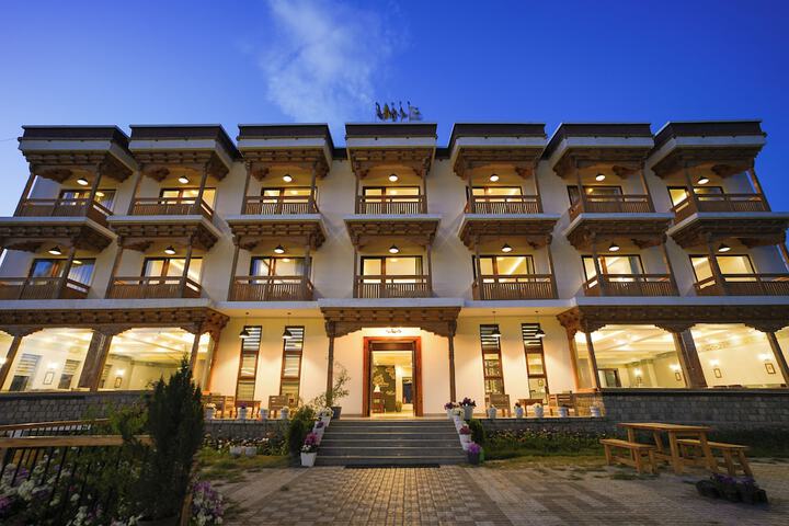 Hotel 28 of 29