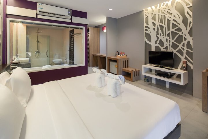 Room 10 of 47