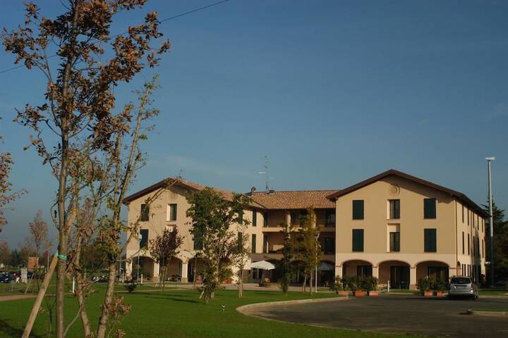Hotel 41 of 43