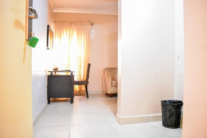 Room 5 of 41