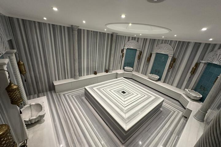 Spa 12 of 25