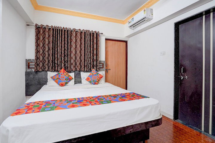 Room 16 of 29