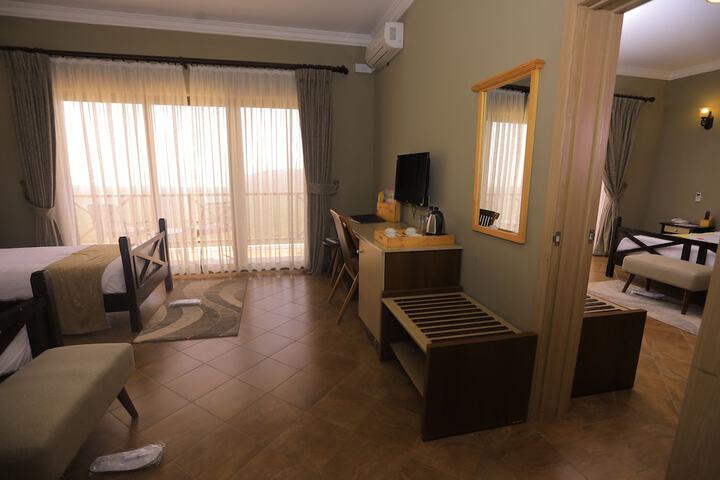 Room 39 of 120