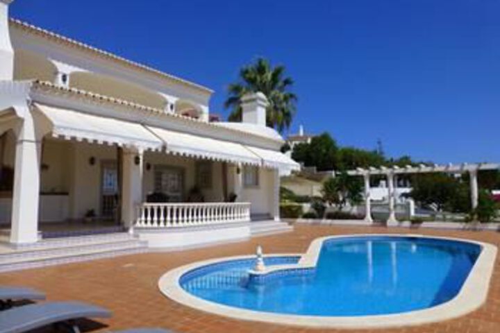 Property With 4 Bedrooms in Albufeira With Wonderful sea View and Furnished Garden