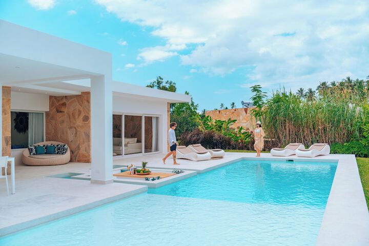 Pool 107 of 254