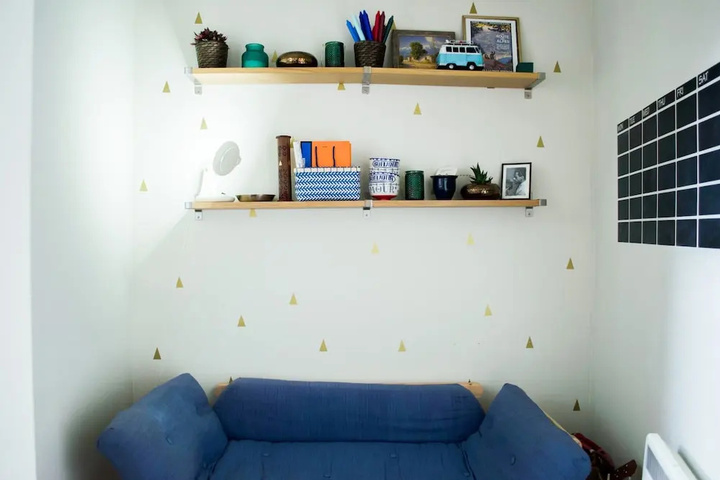 Room 4 of 20