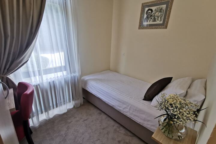 Room 6 of 31