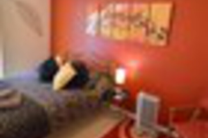 Room 8 of 72