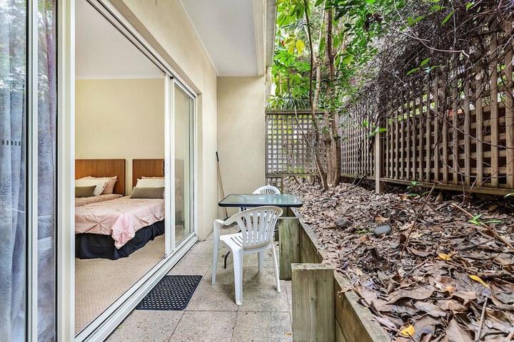 Hotel Exterior 10 of 11