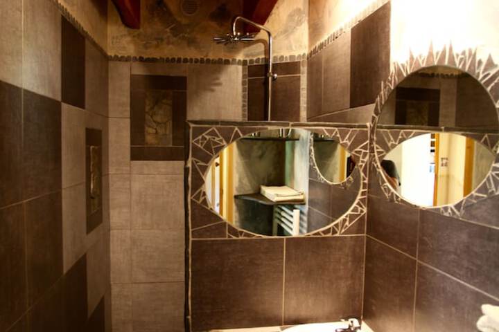 Room 22 of 26