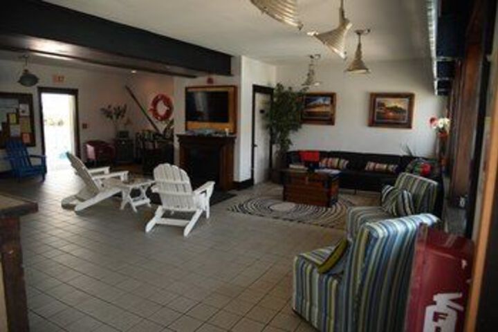 Hotel Interior 20 of 25