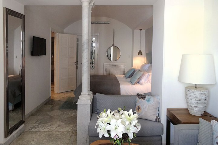 Room 10 of 65
