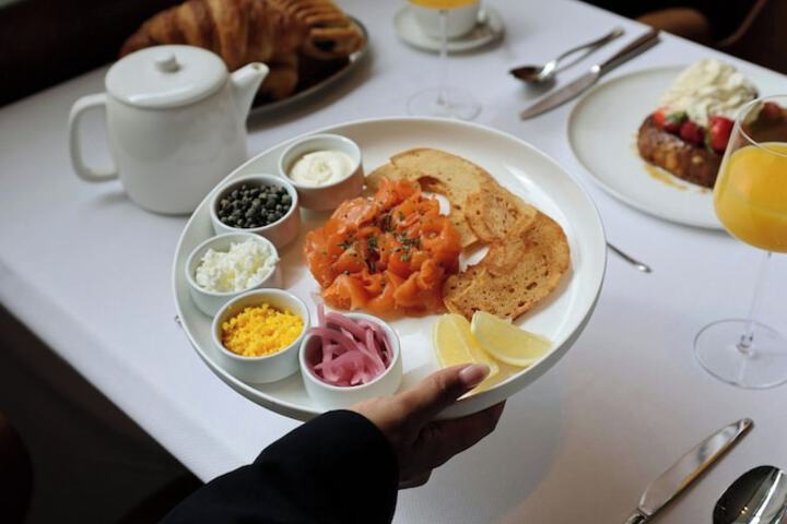 Breakfast meal