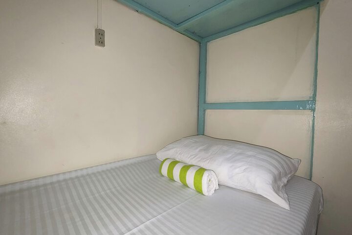 Room 5 of 52
