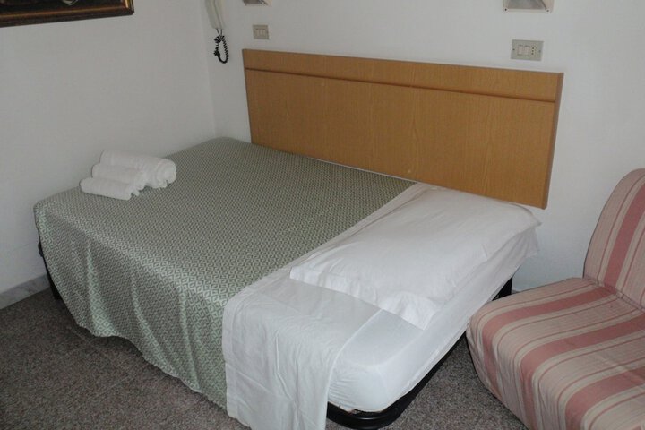 Room 8 of 57