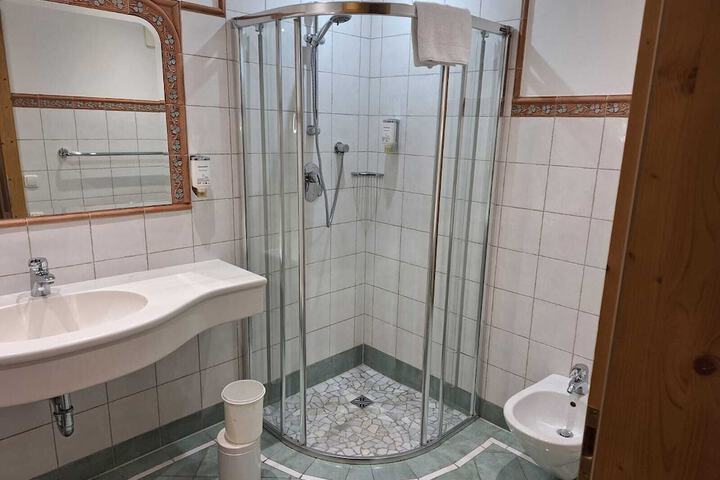 Clean Restrooms