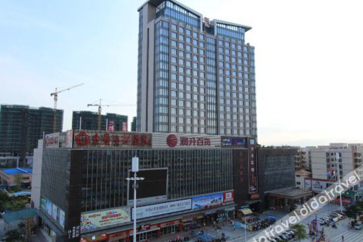 Hotel 6 of 17