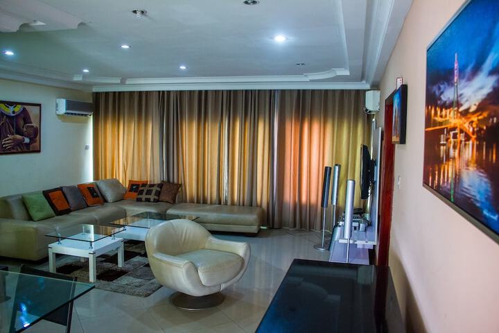 Room 25 of 69