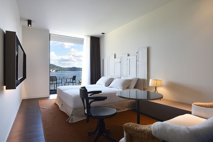Room 5 of 43