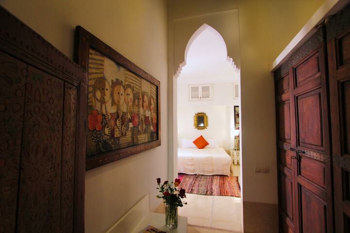 Room 13 of 89