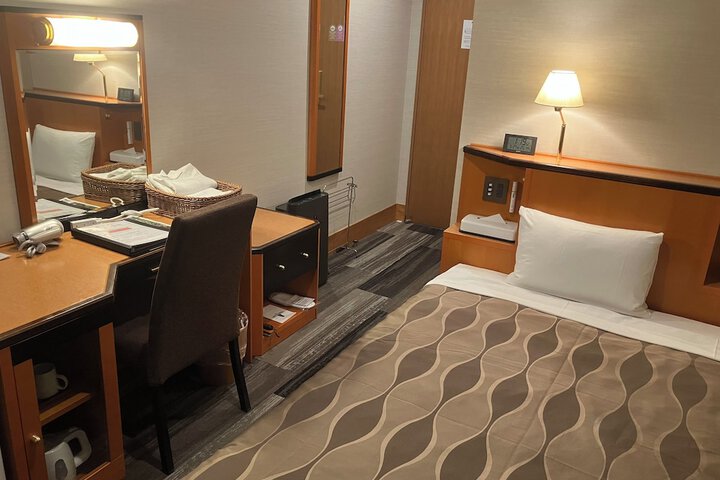 Room 10 of 54