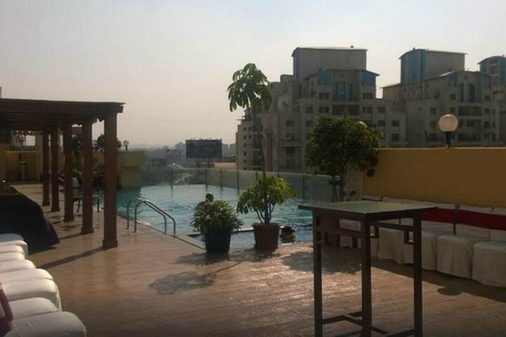 Hotel with Pool