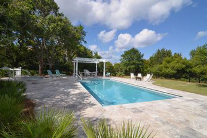 Image of 4001 Ocean Rest 7 Br Home by RedAwning