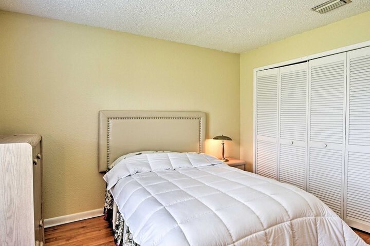 Room 3 of 35