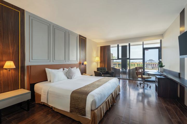 Room 18 of 49