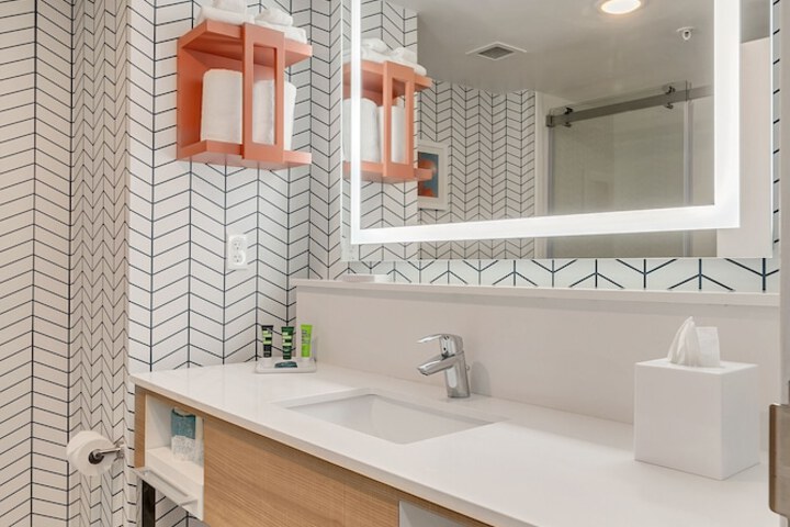 Hotel Interior 14 of 70