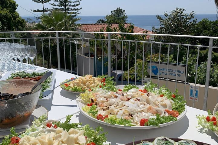 Dining 57 of 80